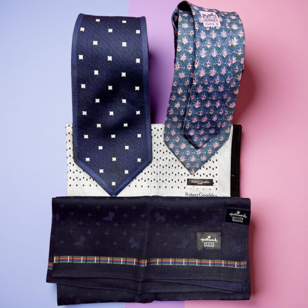 Set Necktie Silk : Hermes Paris & CWC Blue +2 Handker Gordon London & Hallmak(49
